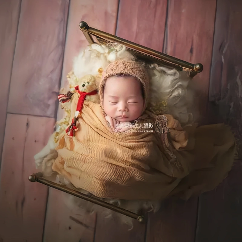 Vintage Mini Iron Bed - Newborn Photography Props - Image 4